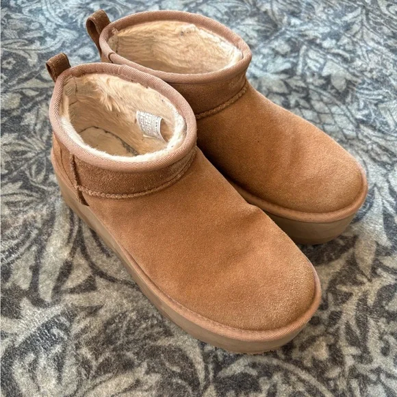Chestnut Ugg Mini Platform - Picture 3 of 6